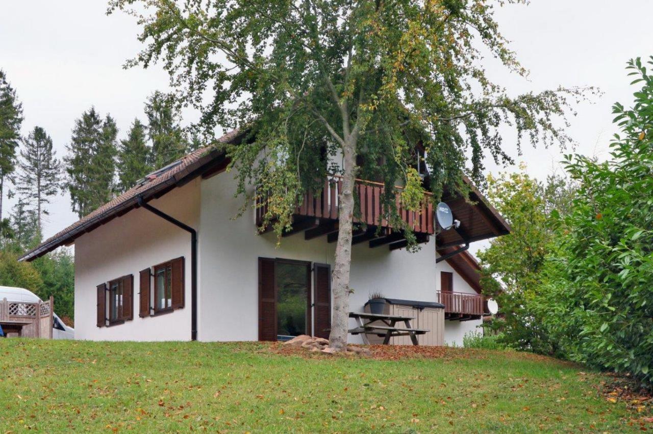 Seepark Kirchheim Ferienhaus Bei Anne Mit Sauna エクステリア 写真