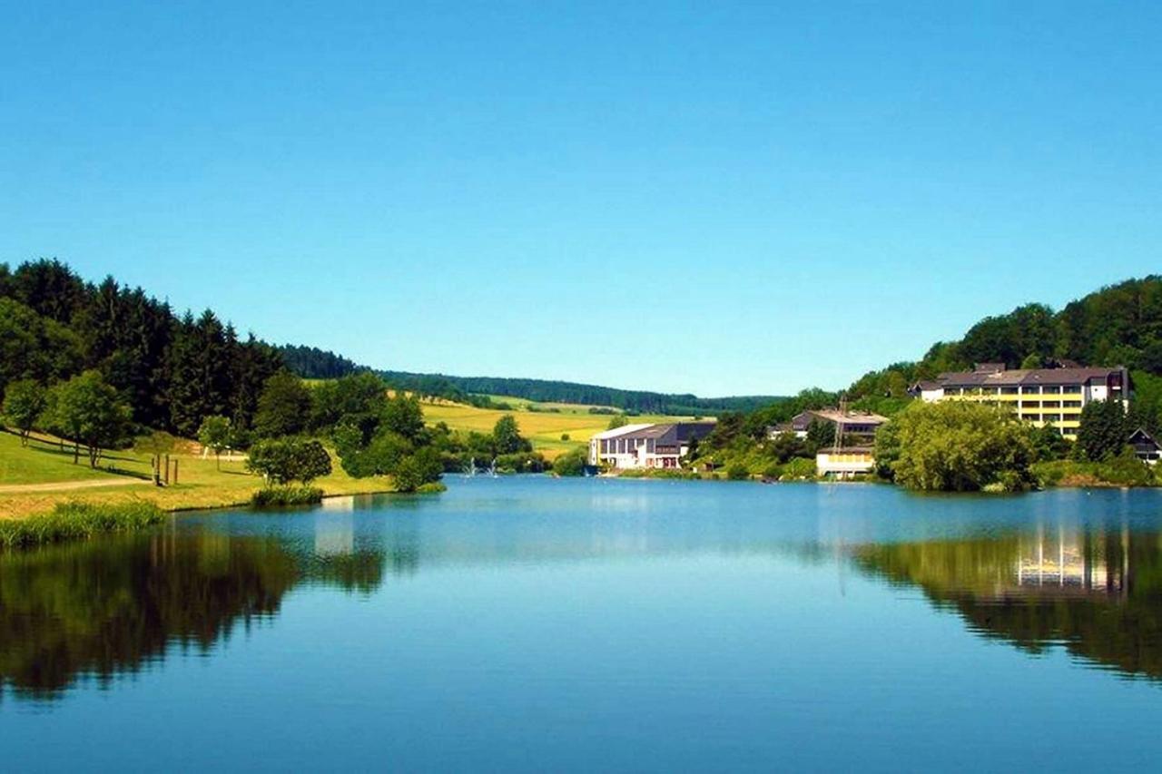 Seepark Kirchheim Ferienhaus Bei Anne Mit Sauna エクステリア 写真